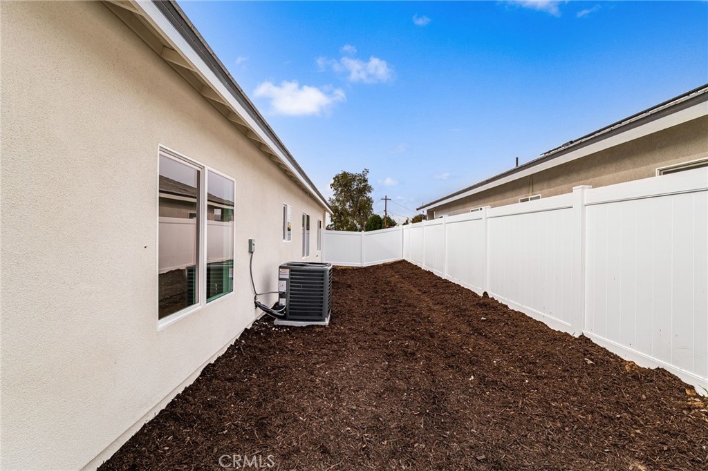 29232 Piping Rock