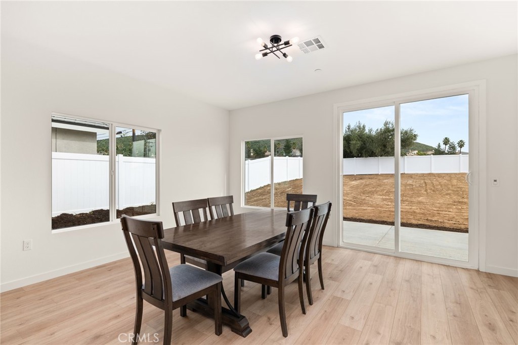 29232 Piping Rock