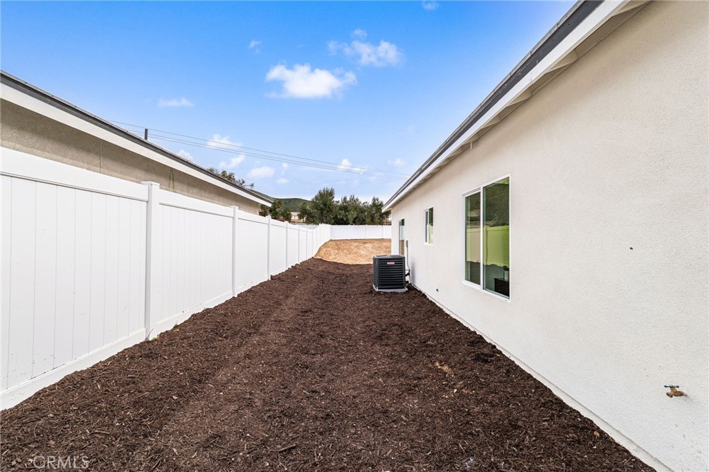 29232 Piping Rock