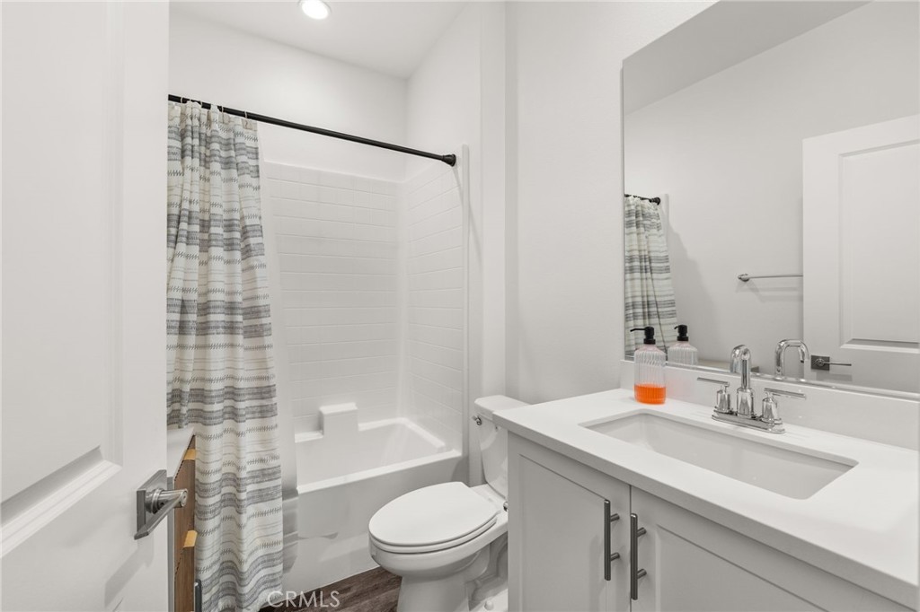 4321 S Cantos Paseo 27