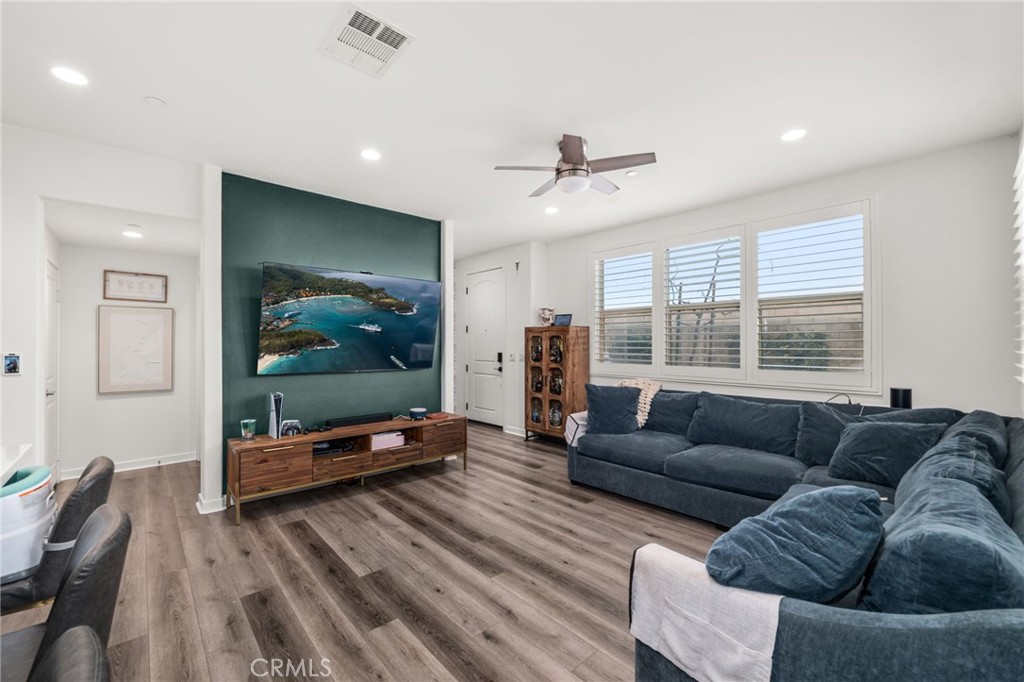 4321 S Cantos Paseo 27