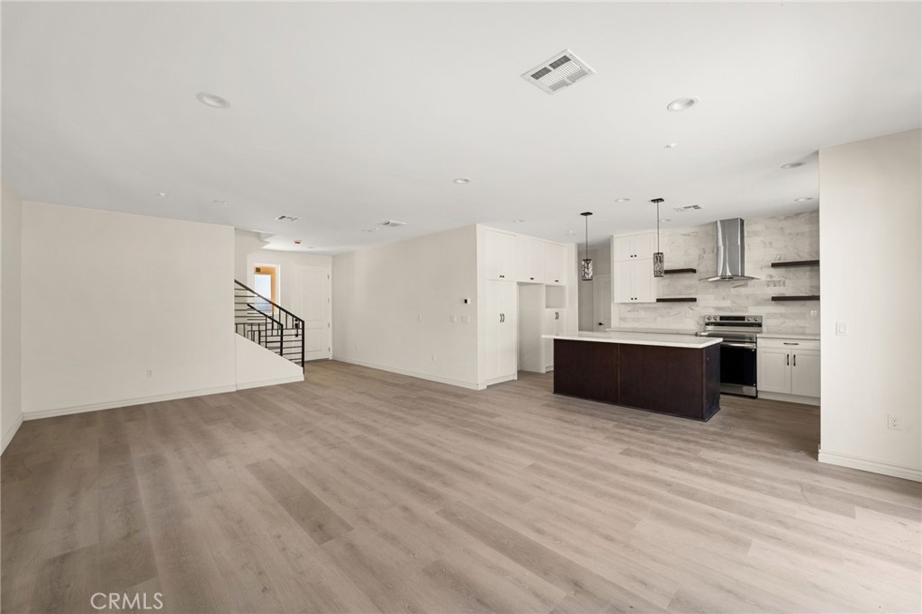 3260 Howe Street