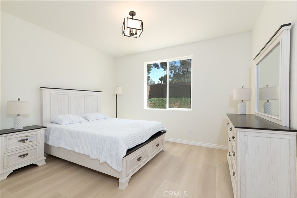 5978 Copperfield Avenue