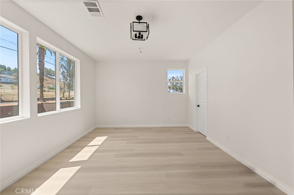 5978 Copperfield Avenue