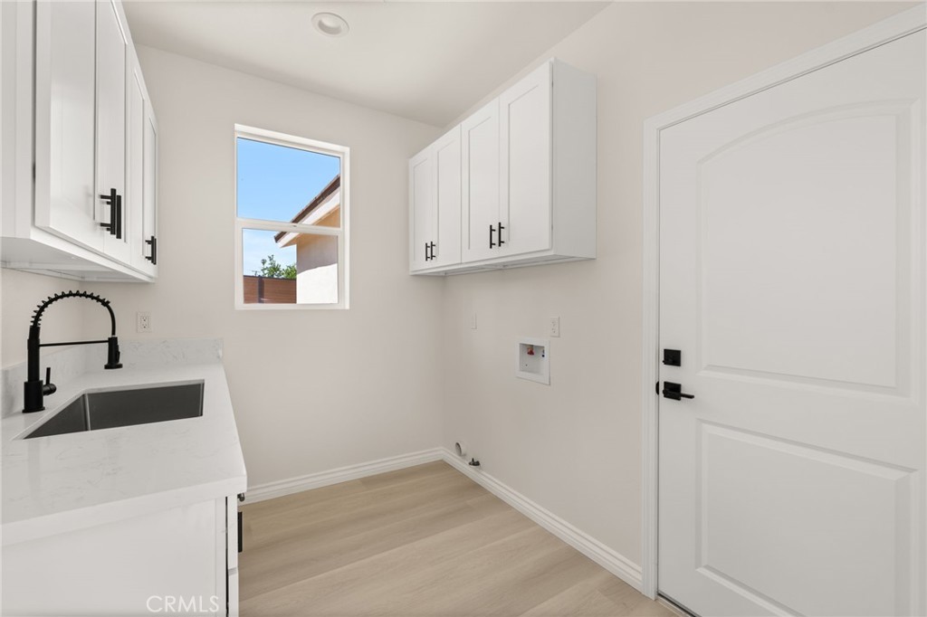 5978 Copperfield Avenue