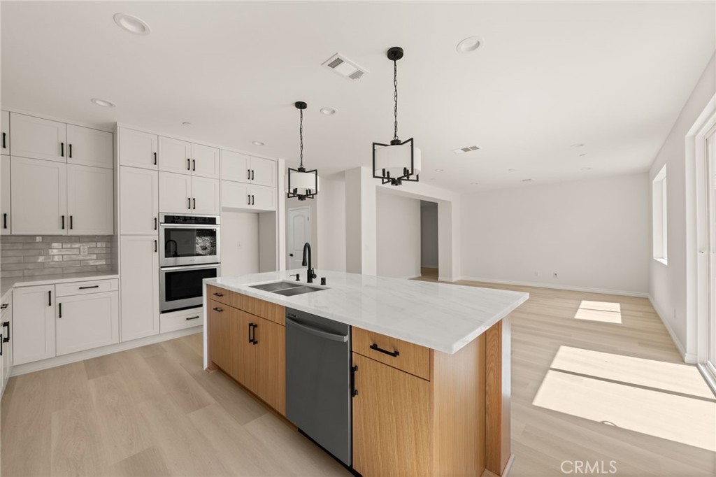 5978 Copperfield Avenue