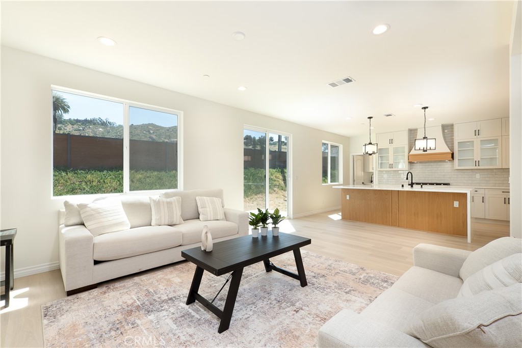 5978 Copperfield Avenue