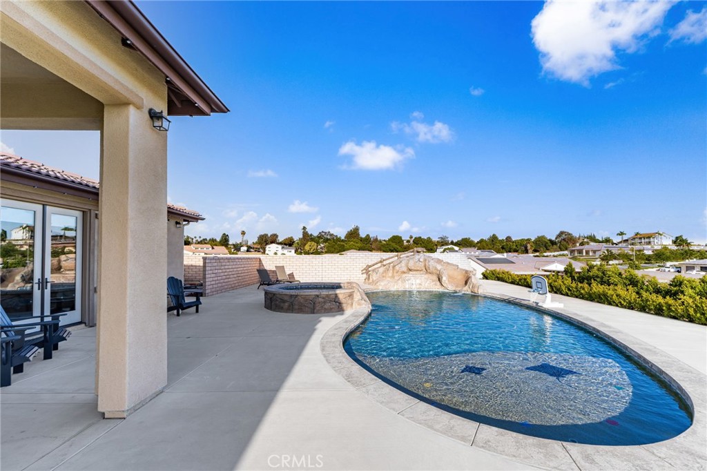 16105 Gallery Heights Drive