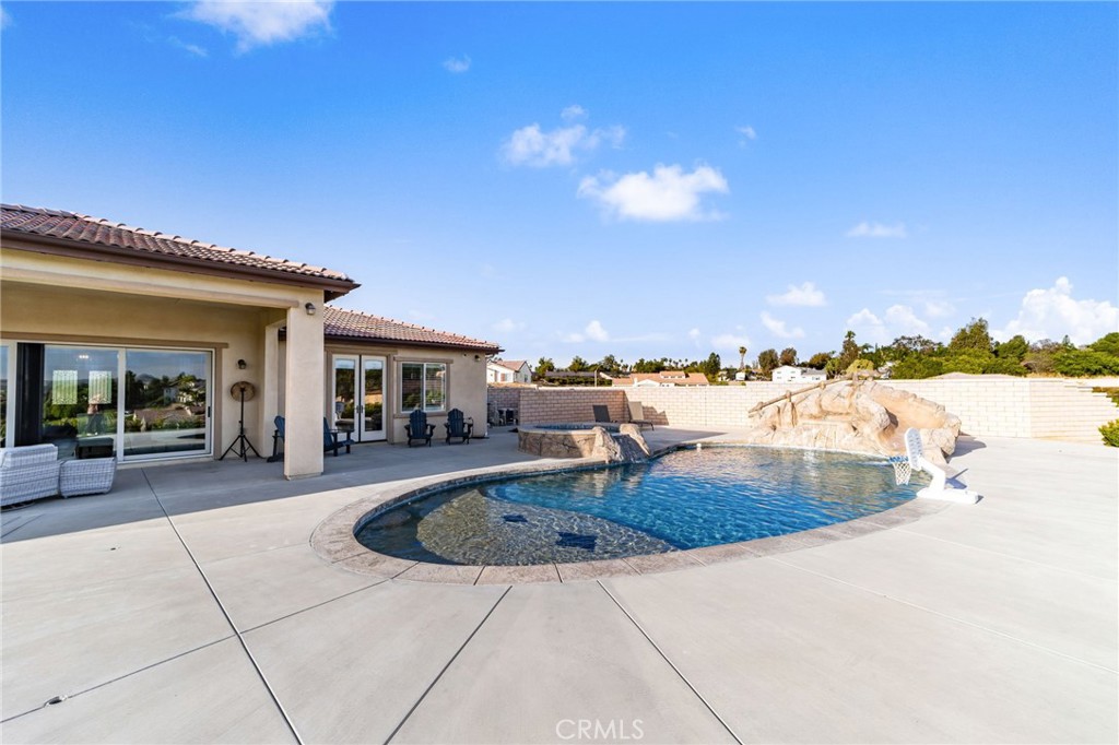 16105 Gallery Heights Drive
