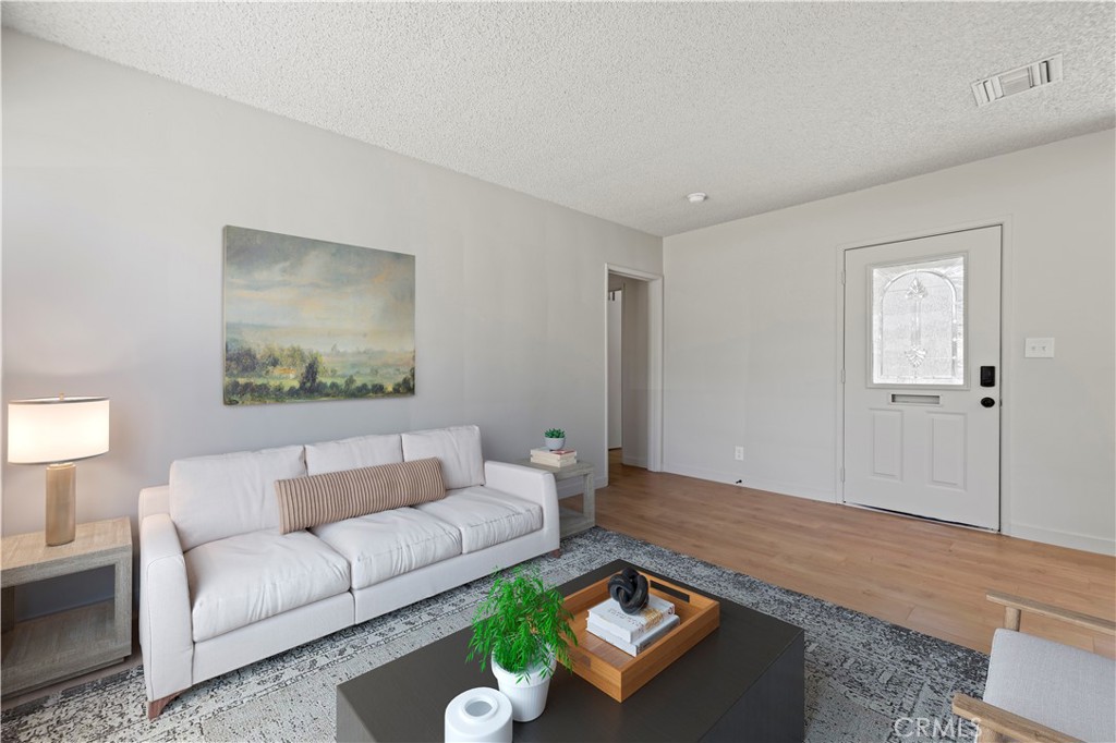 19123 Archwood Street