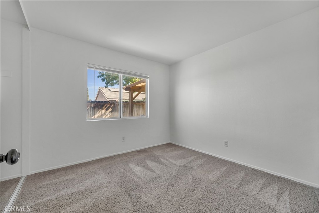 45664 Victoria Avenue