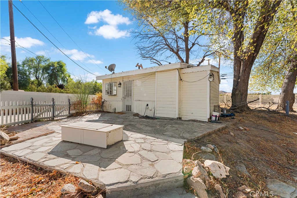 33136 Agua Dulce Canyon Road