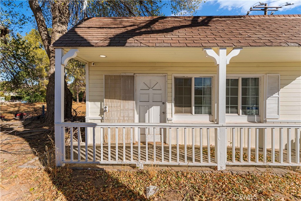 33136 Agua Dulce Canyon Road