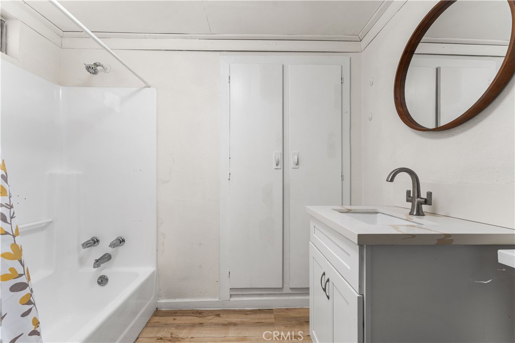 33136 Agua Dulce Canyon Road