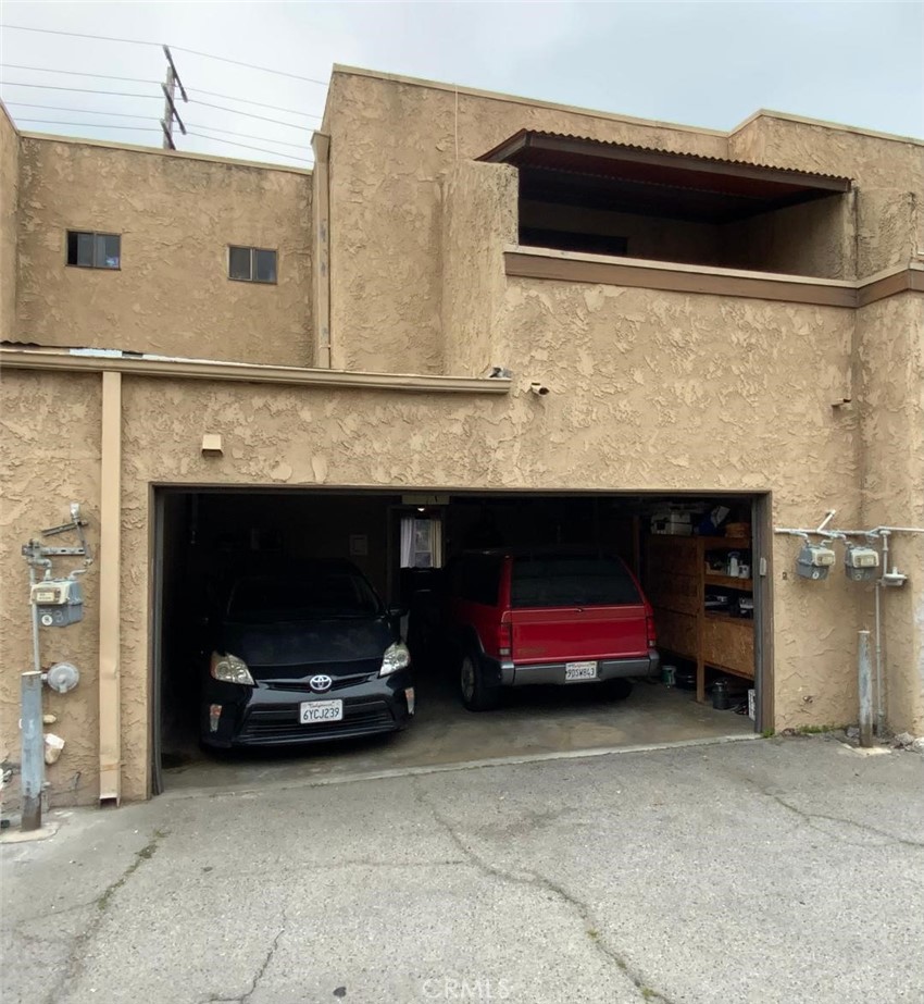 14435 Plummer Street 7