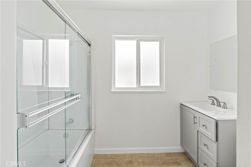 10518 S Vermont Avenue