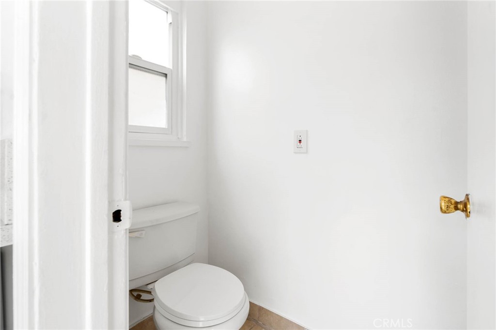 10518 S Vermont Avenue