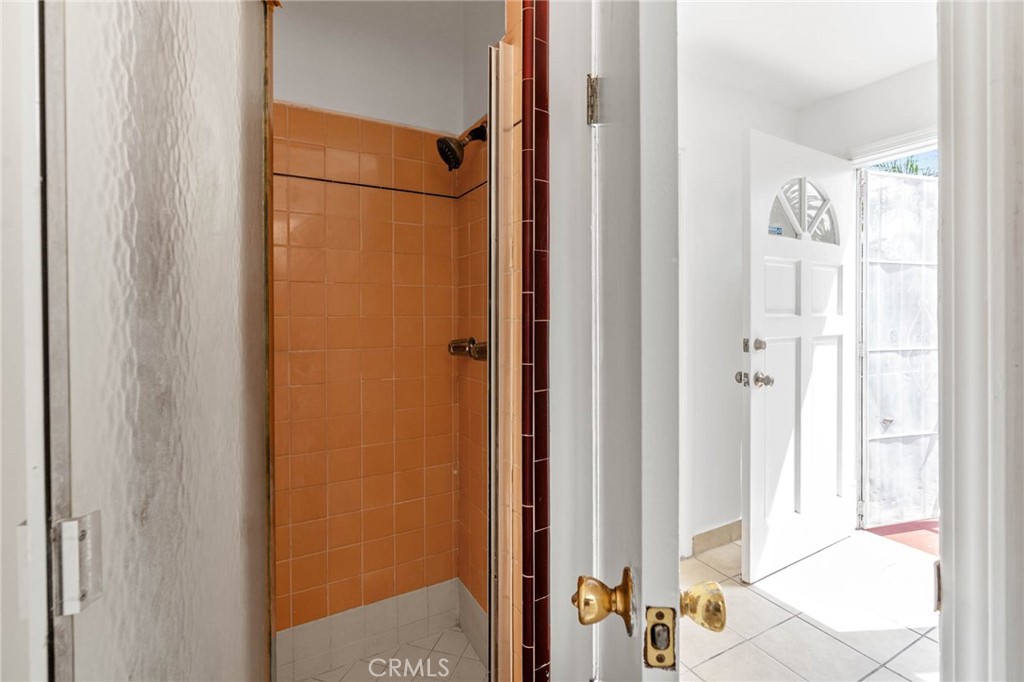 10518 S Vermont Avenue