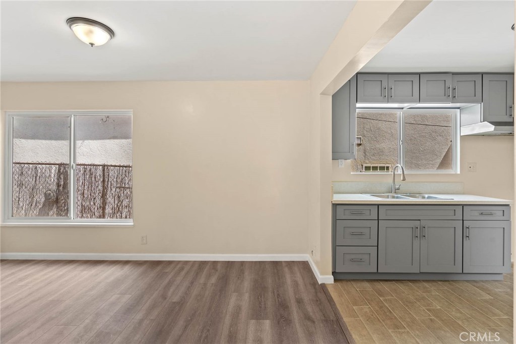 10518 S Vermont Avenue