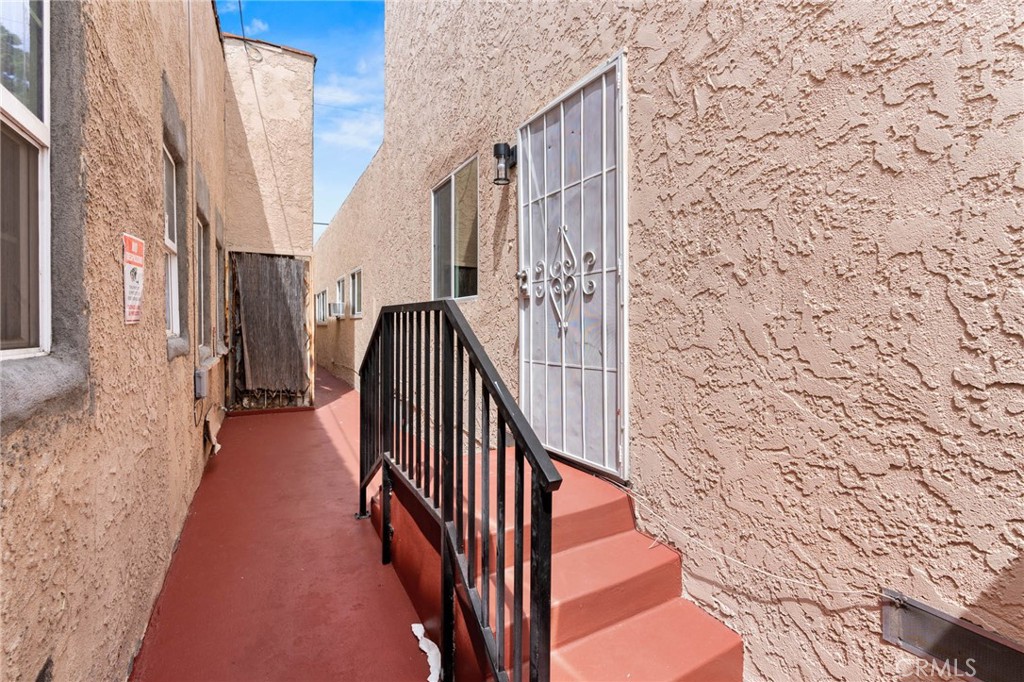 10518 S Vermont Avenue