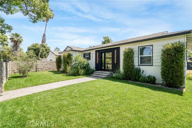 8102 Willis Ave