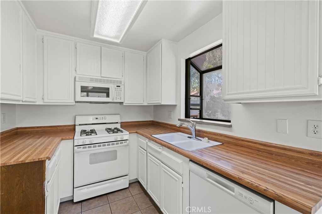 18165 Sundowner Way 914