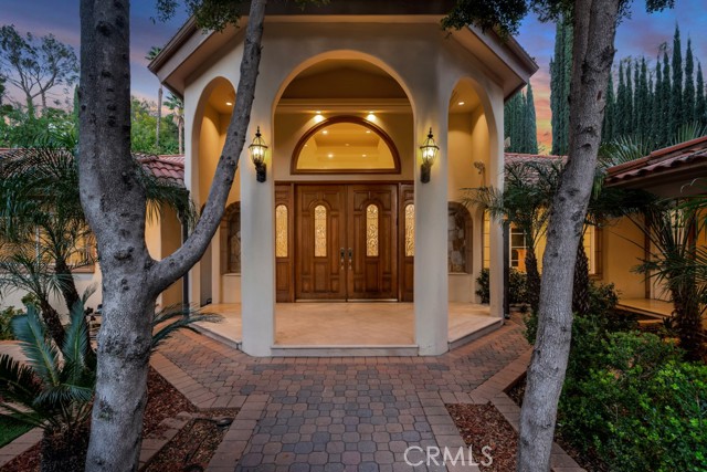 4446 Hayvenhurst AVE