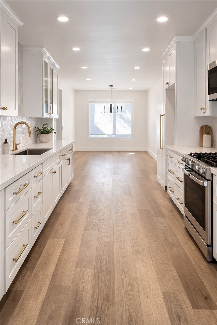 20156 Arminta Street