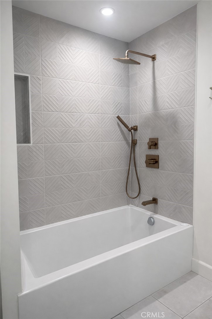 20156 Arminta Street