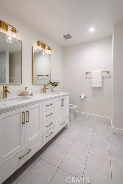 20156 Arminta Street