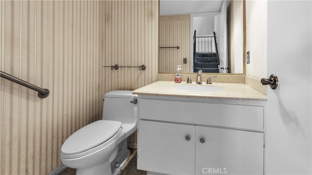 1719 Rogers Place 33H