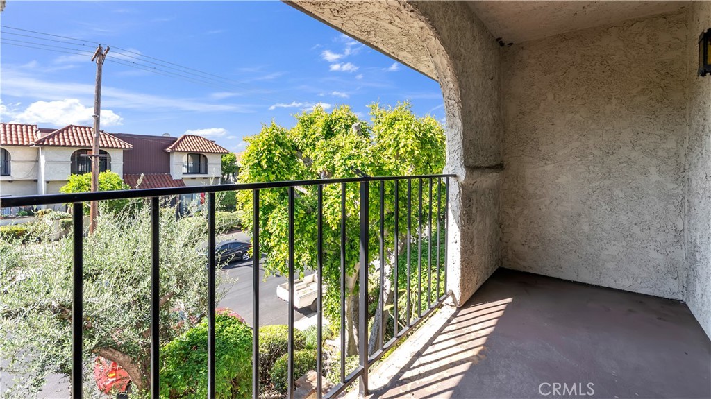 1719 Rogers Place 33H