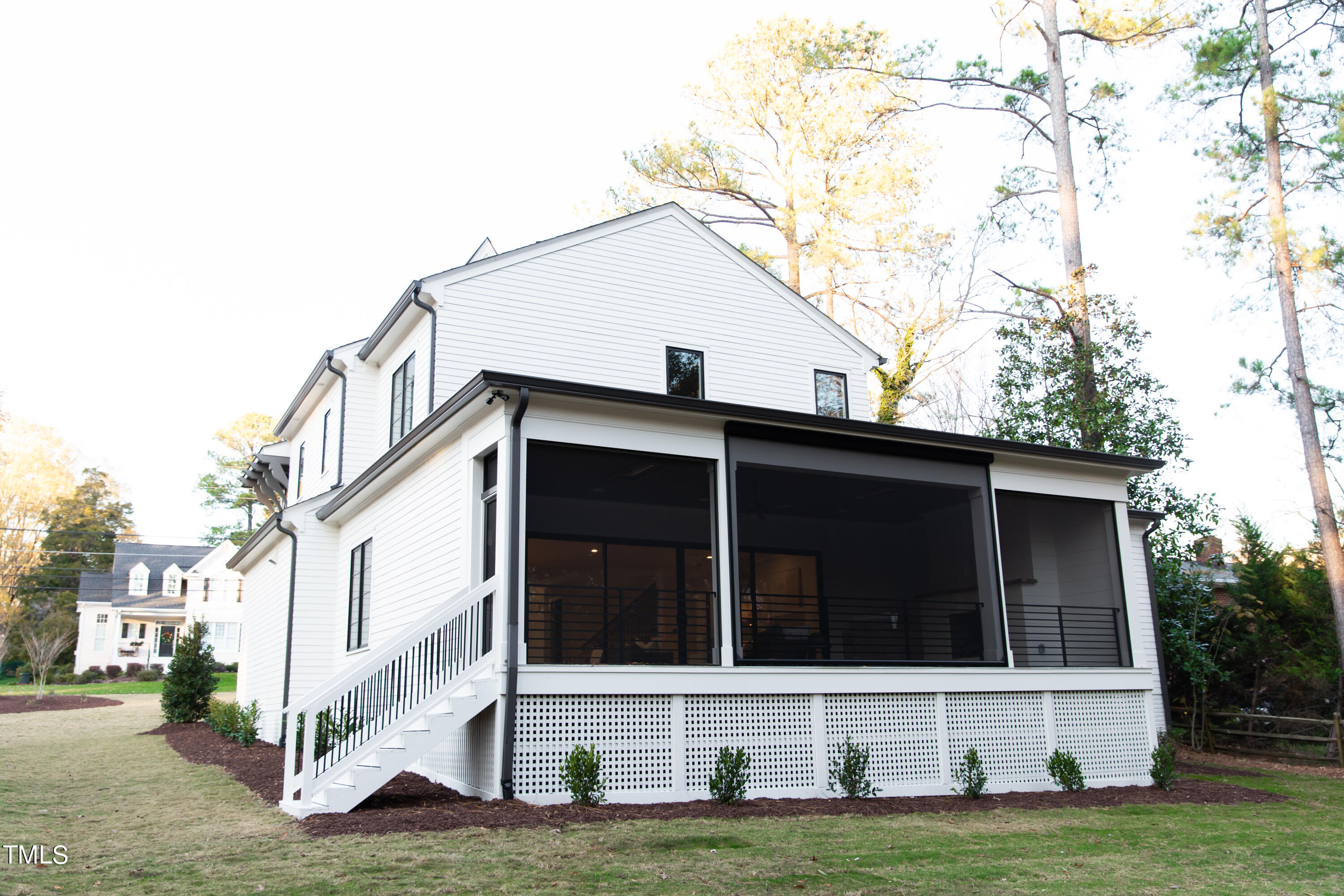 1304 Ivy Lane