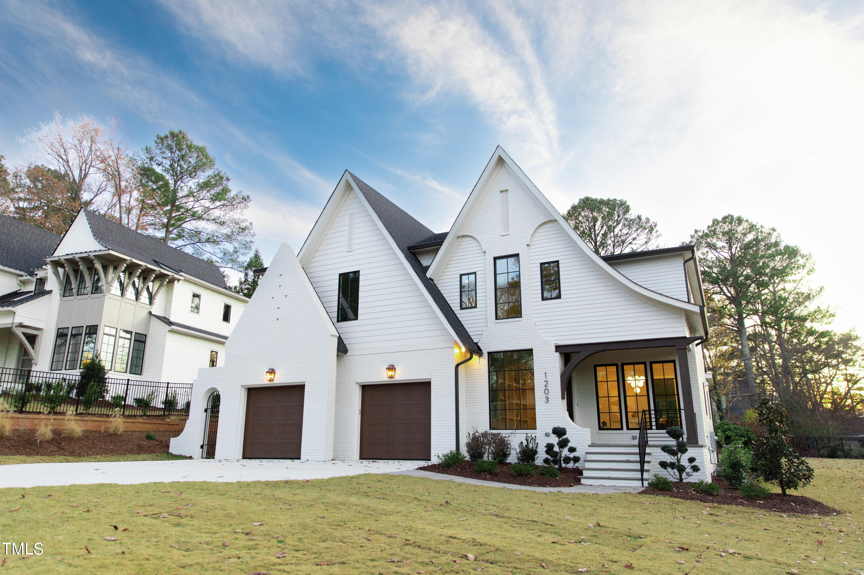 1203 Glendale Drive