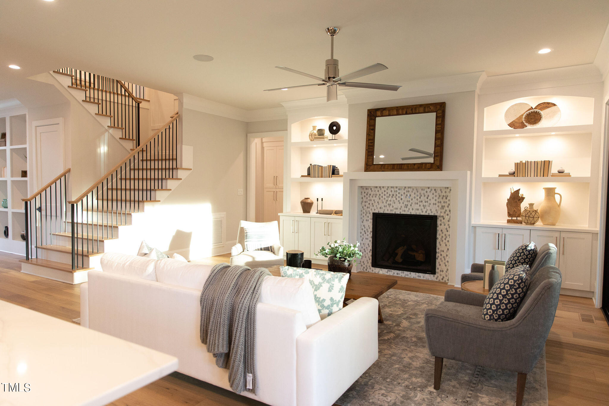 1203 Glendale Drive