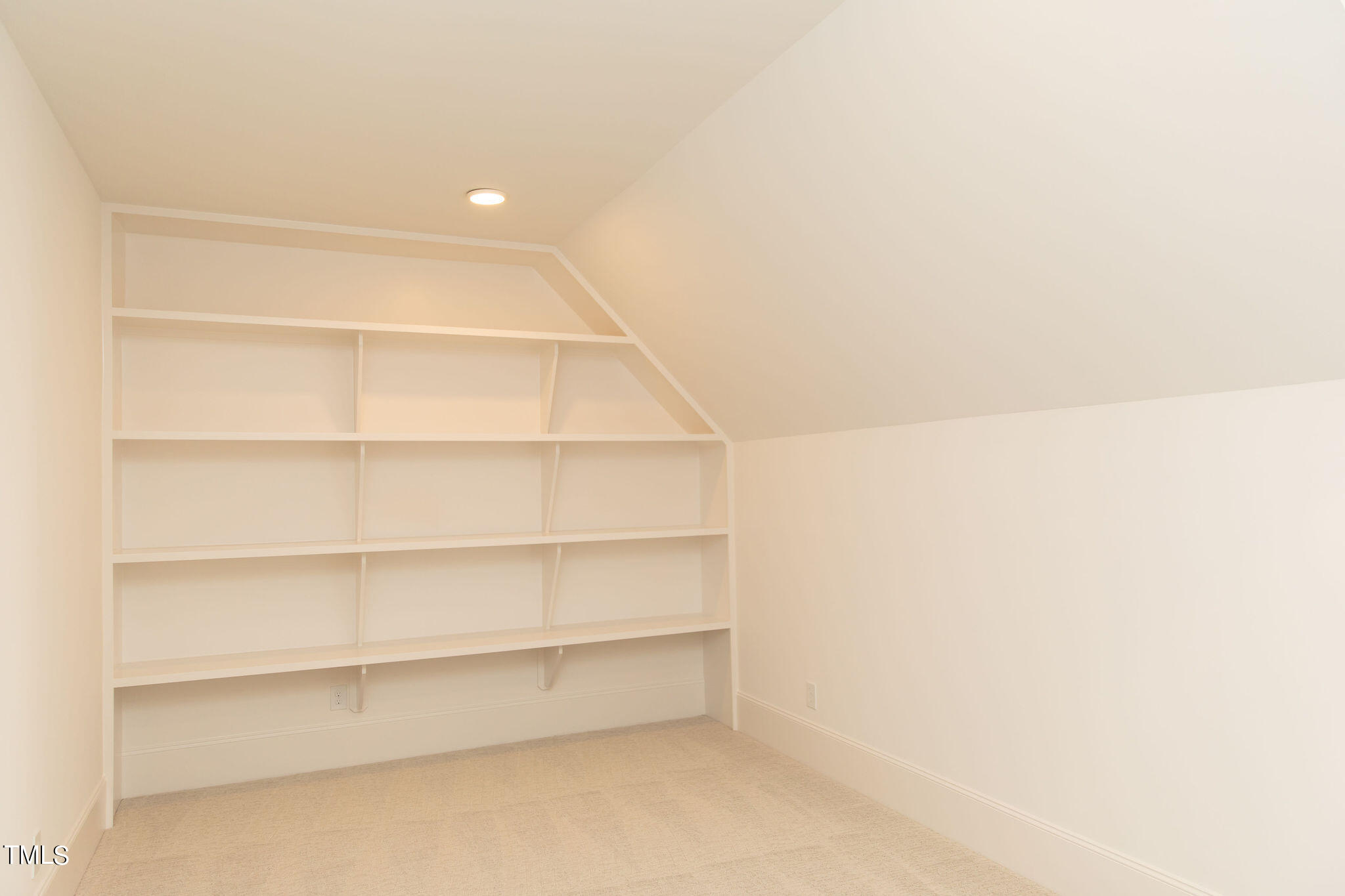 1404 Sky Vista Way