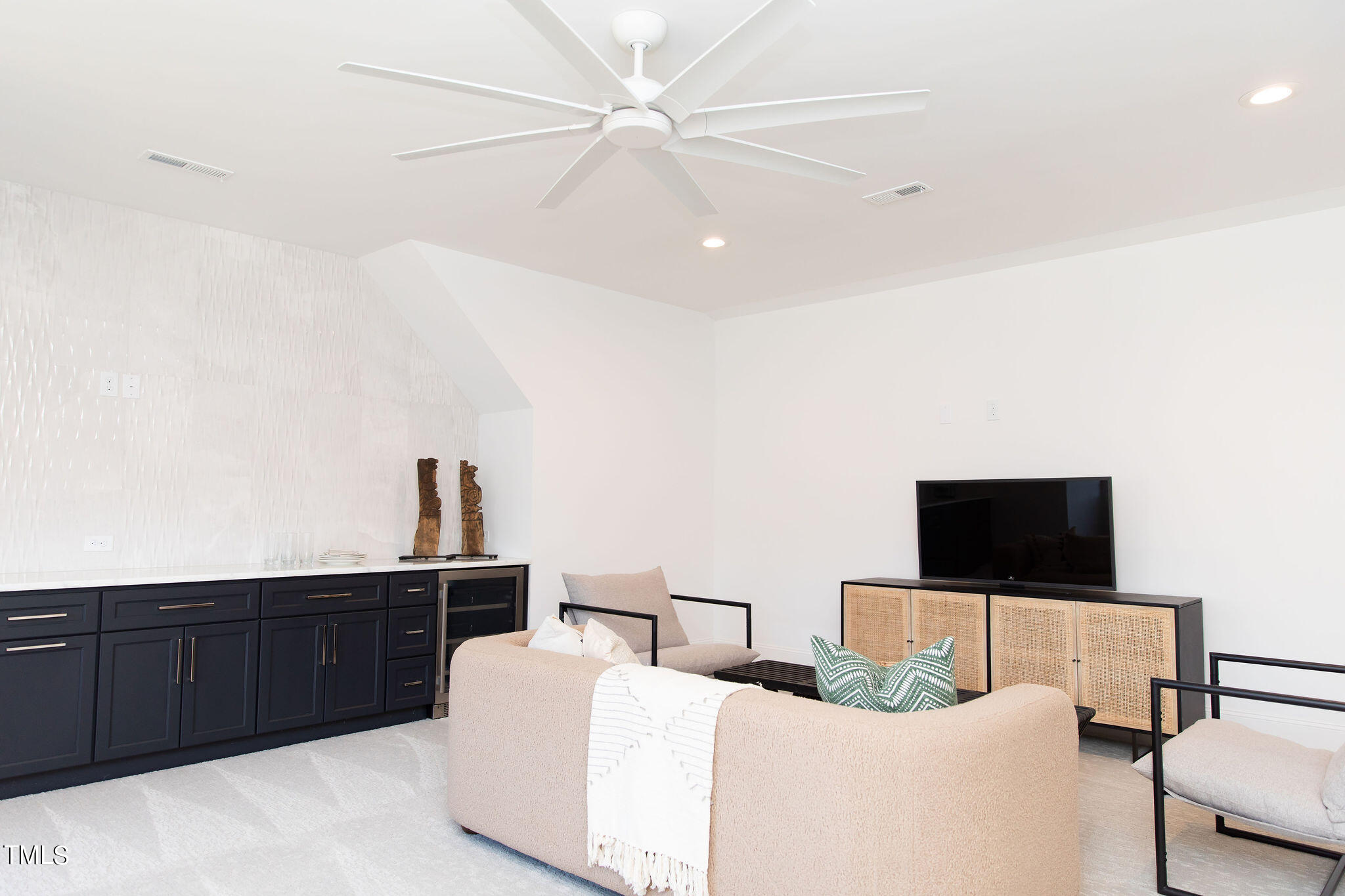 1404 Sky Vista Way
