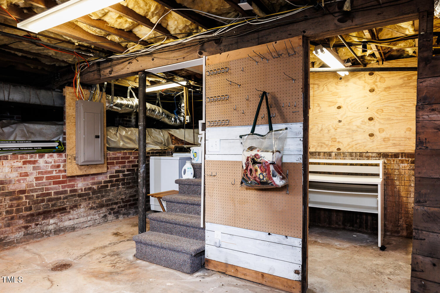 2612 Hazelwood Drive