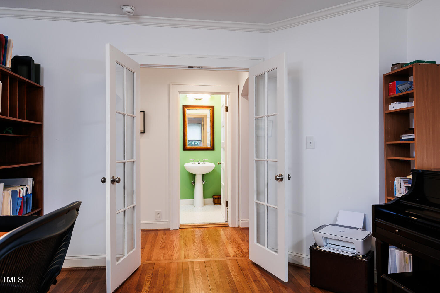 2612 Hazelwood Drive