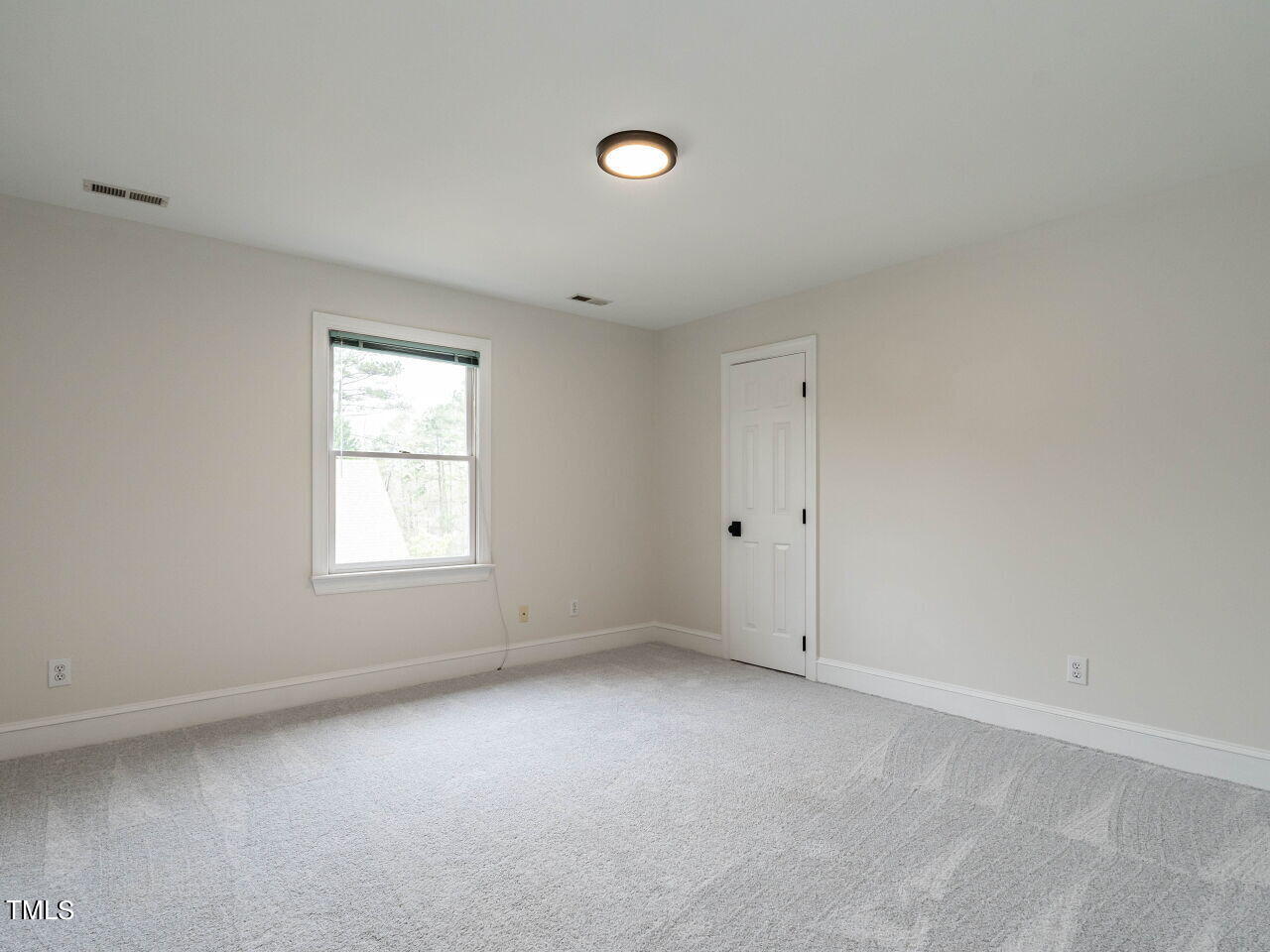 8709 Gleneagles Drive