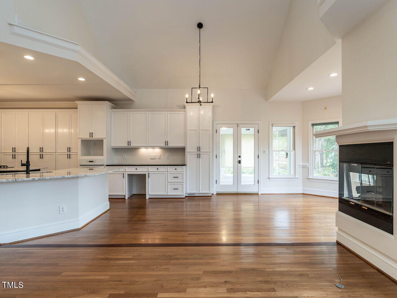 8709 Gleneagles Drive