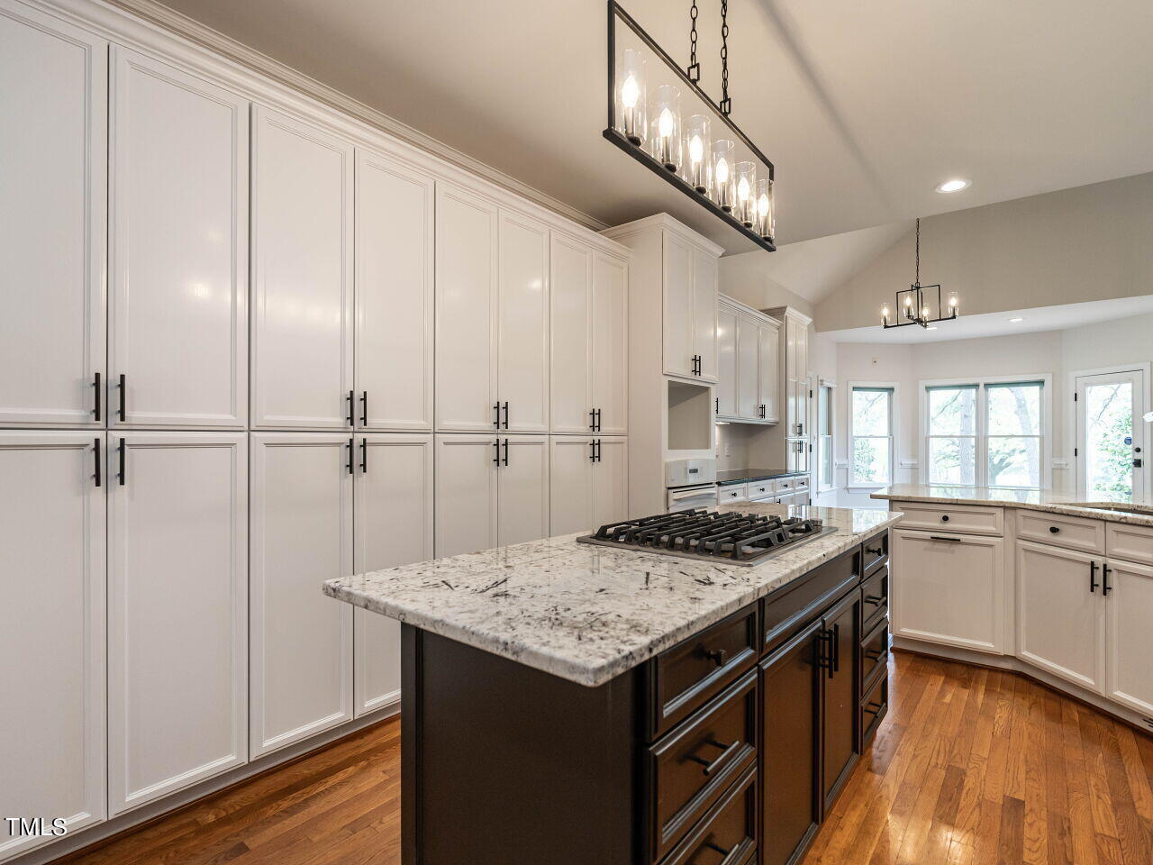 8709 Gleneagles Drive