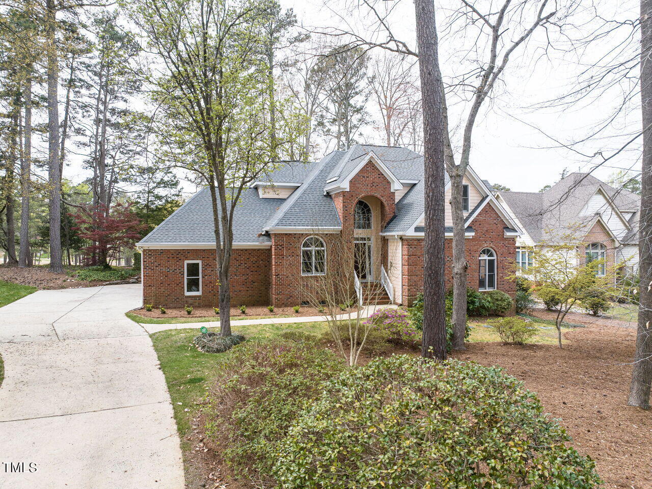 8709 Gleneagles Drive