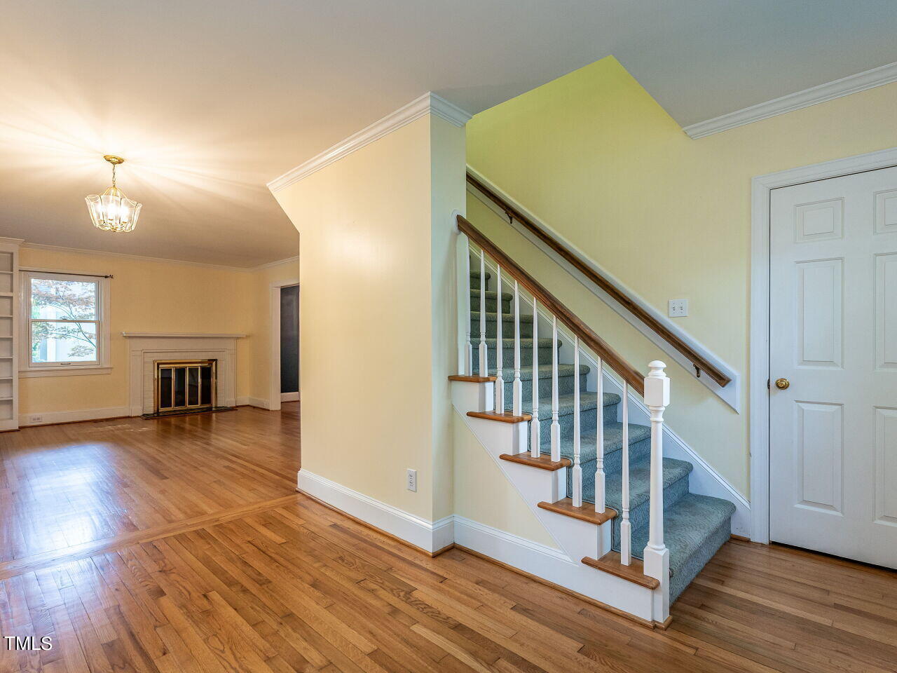 2807 Hazelwood Drive