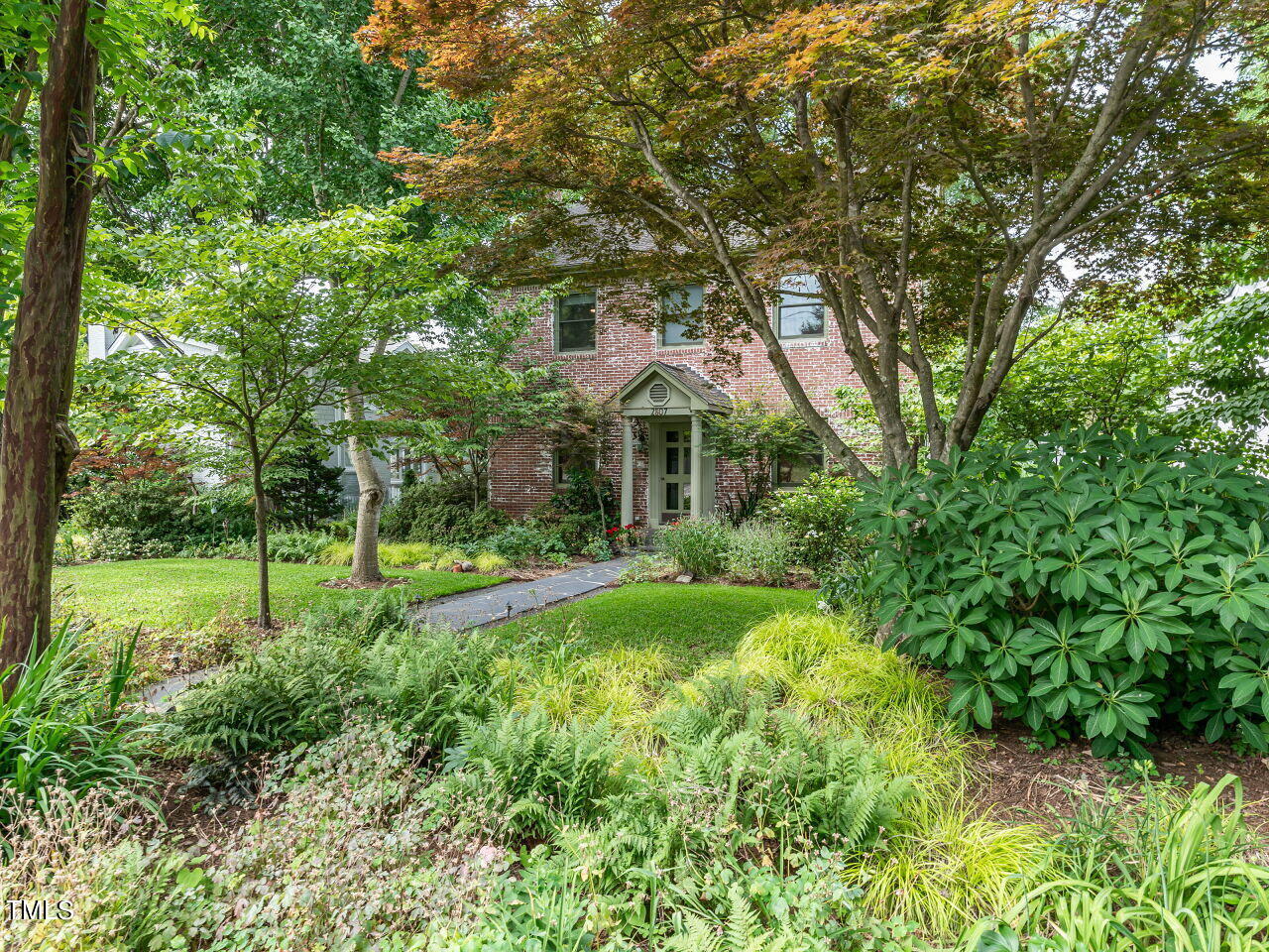 2807 Hazelwood Drive