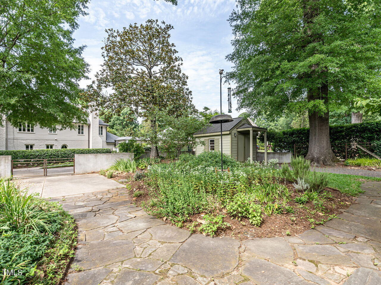 2807 Hazelwood Drive