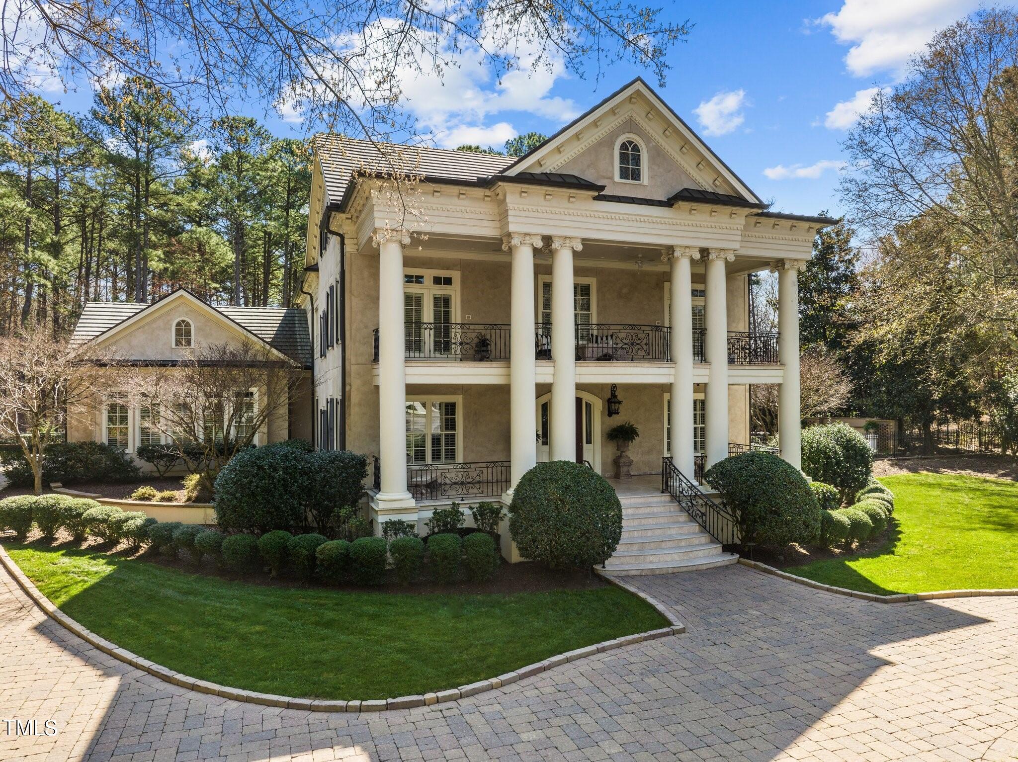 8816 Valentine Ct
