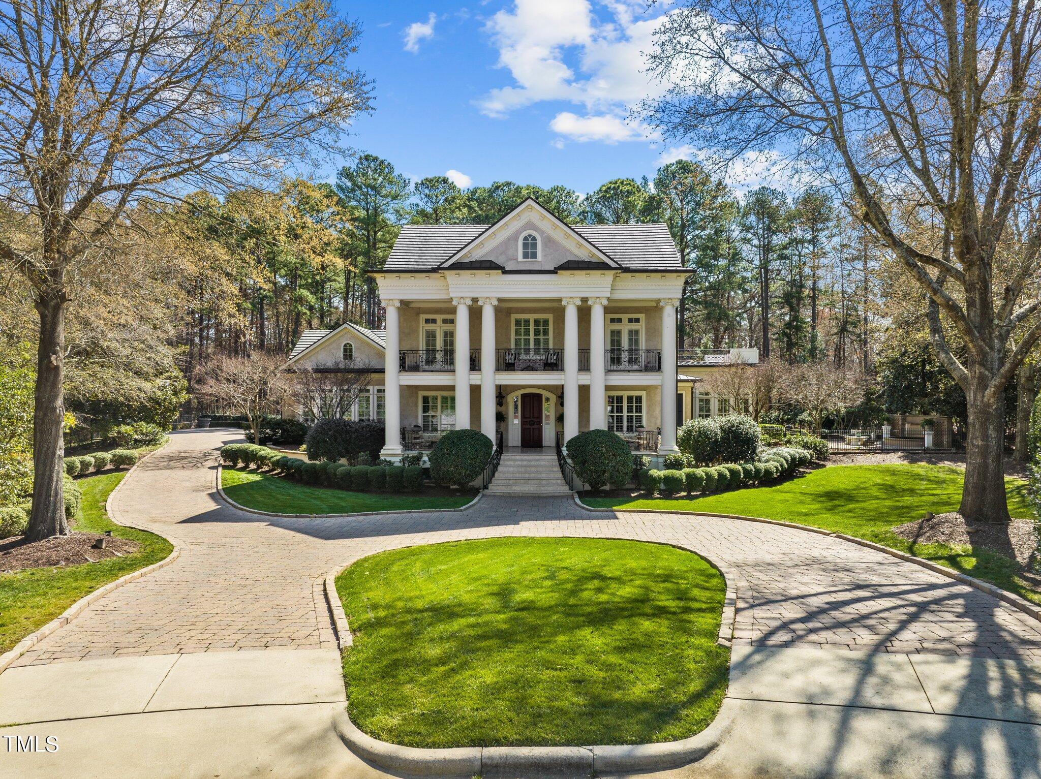 8816 Valentine Ct