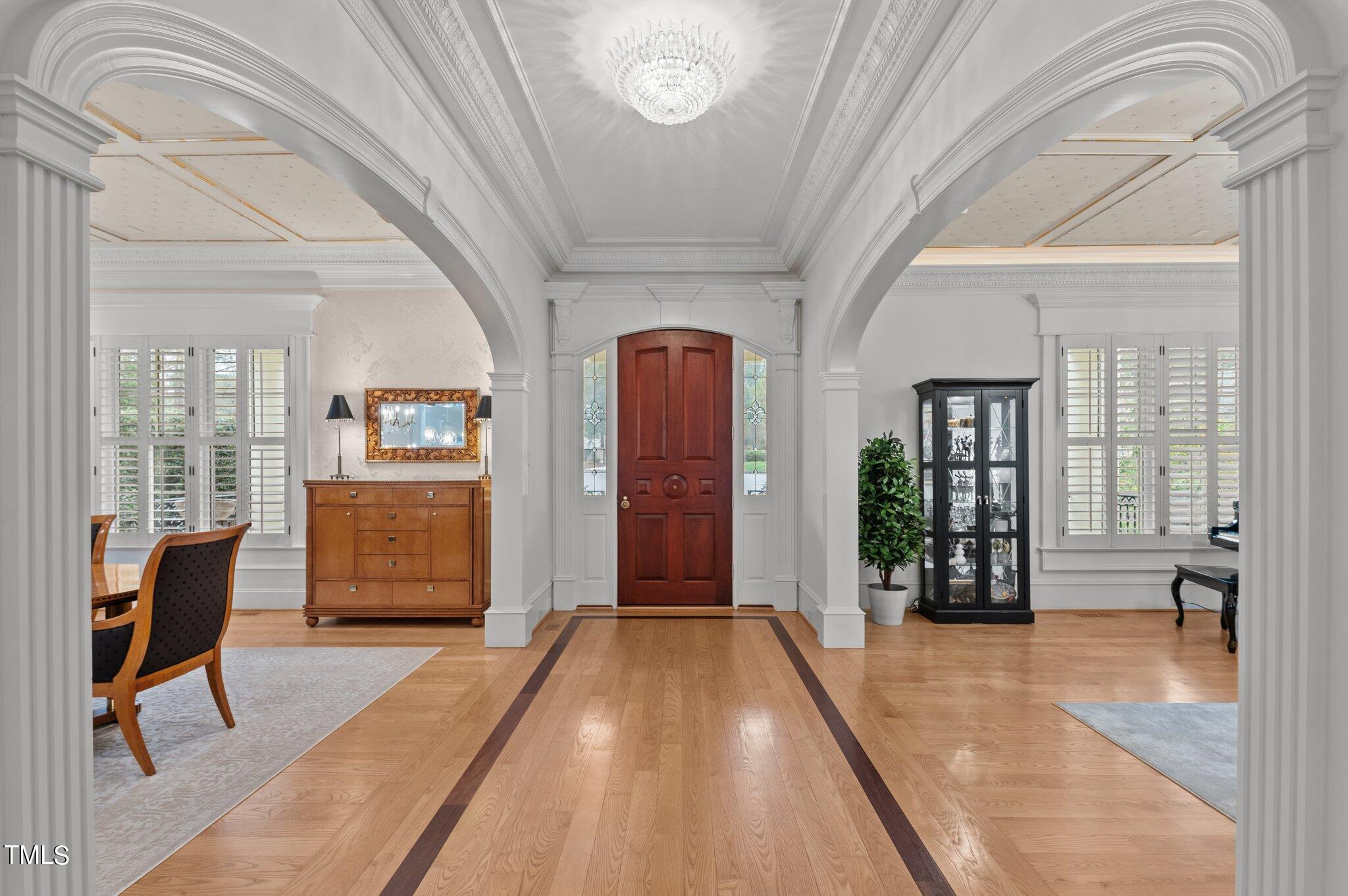 8816 Valentine Ct