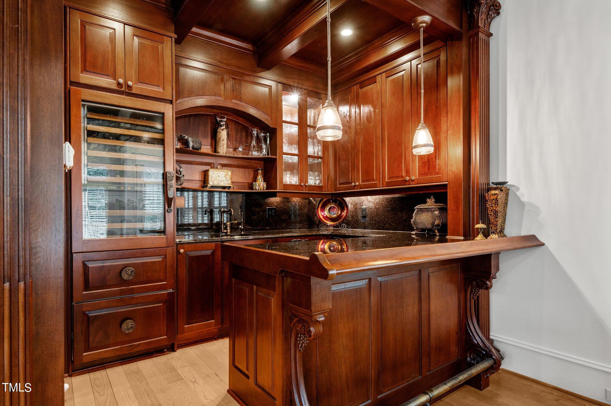 8816 Valentine Ct